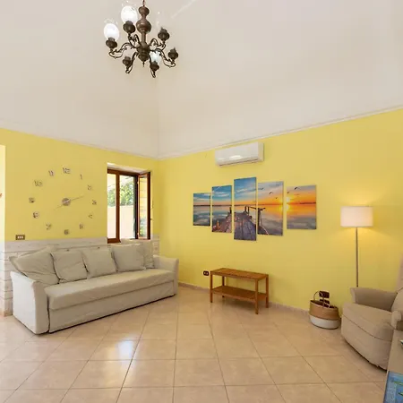 Holiday home Mammacaterina -