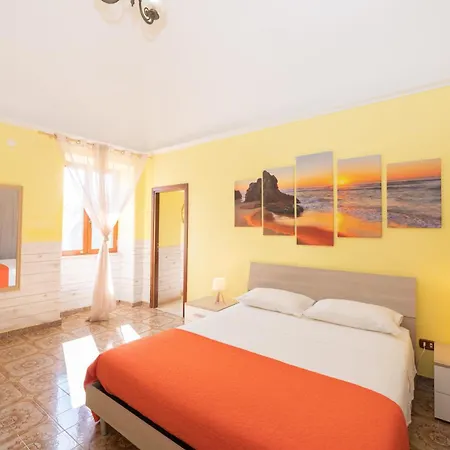 Holiday home Mammacaterina -